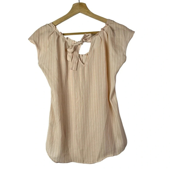 LC Lauren Conrad Blush Pink Arrow Short Sleeve S - Picture 2 of 4